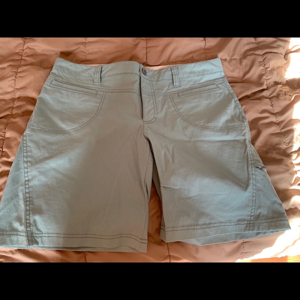 Athleta bermuda shorts.  Size 14.